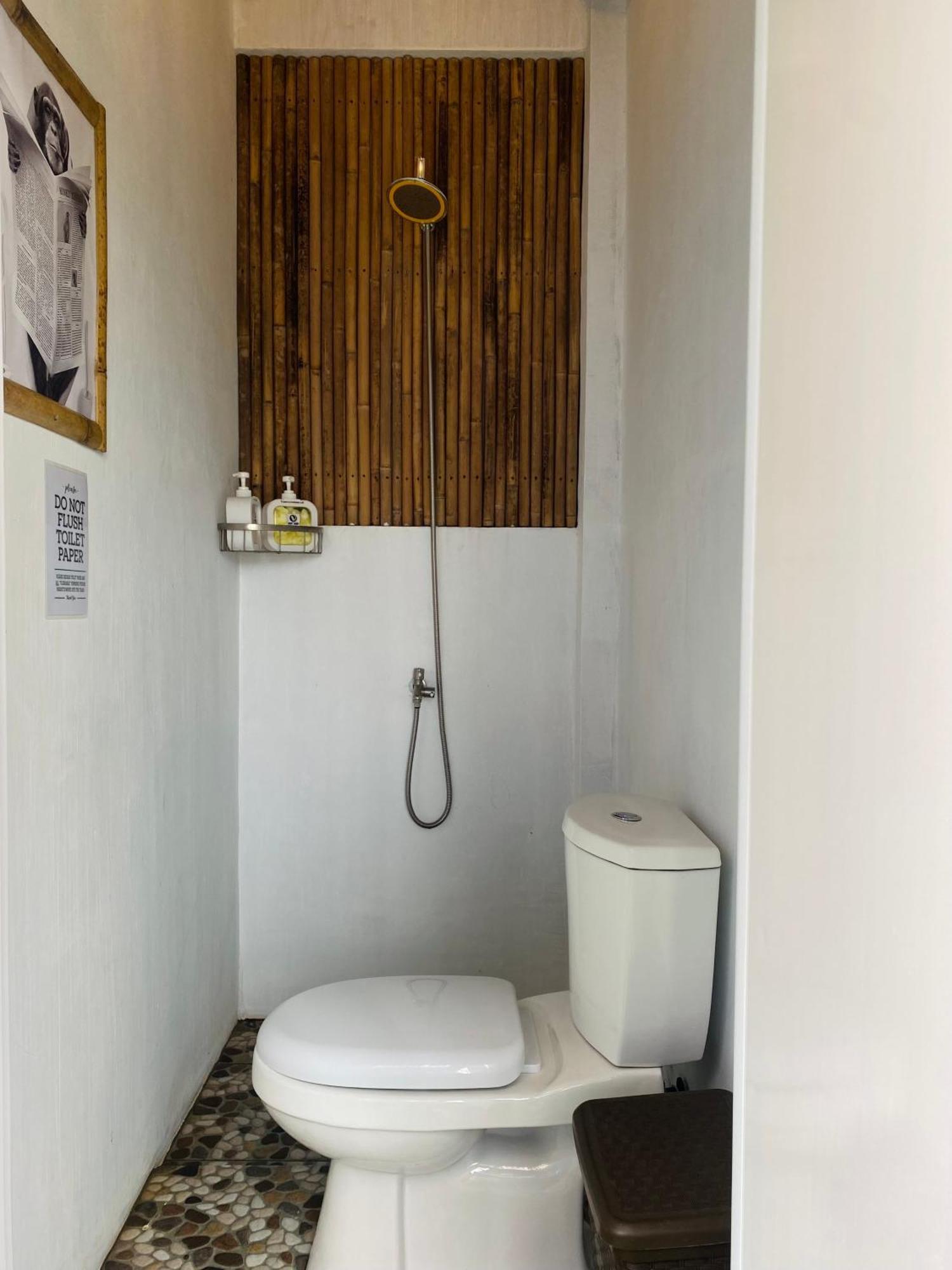 Happy Monkey Hostel El Nido Bagian luar foto
