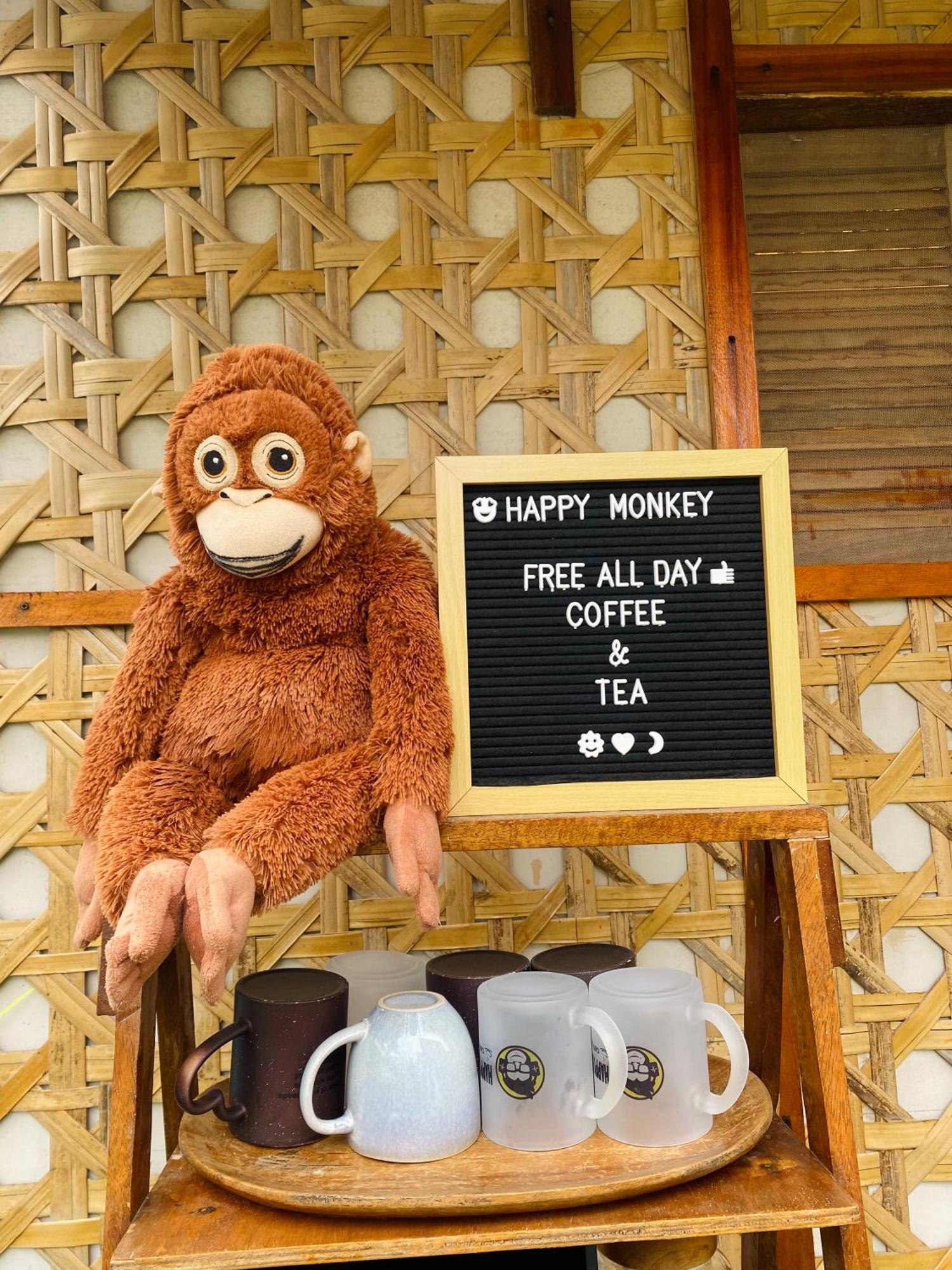 Happy Monkey Hostel El Nido Bagian luar foto